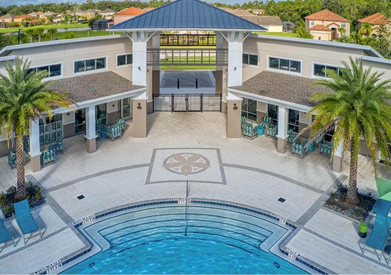 Stunning 9Br Home - Family Resort With Private Pool, Hot Tub, Games Room And Bbq! Kissimmee Extérieur photo